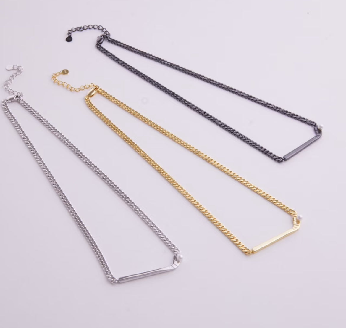 KHAOS "Ice Hockey" Pearl Necklace – S925 Sterling Silver with Natural Freshwater Pearl