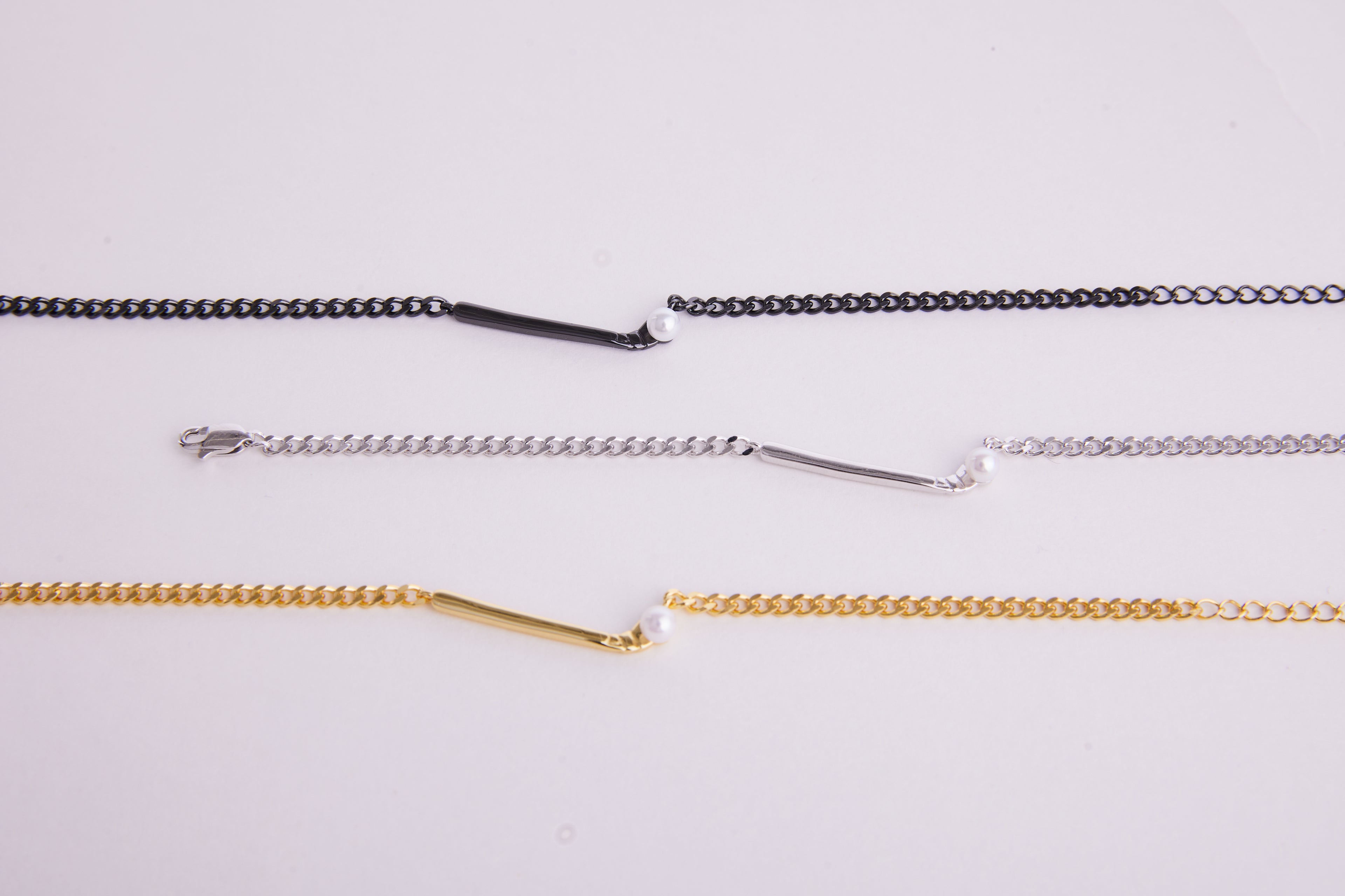 KHAOS "Ice Hockey" Pearl Bracelet – S925 Sterling Silver with Natural Freshwater Pearl